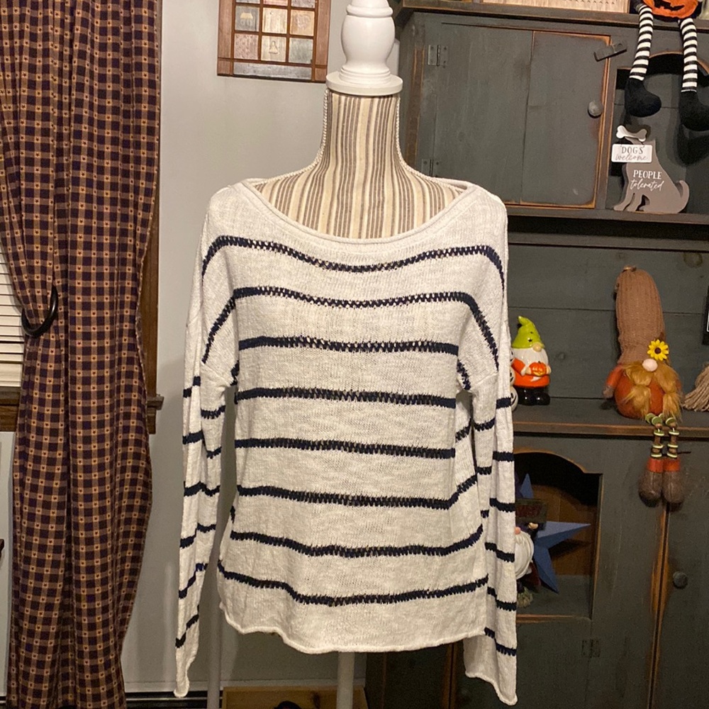 Jones New York lightweight sweater